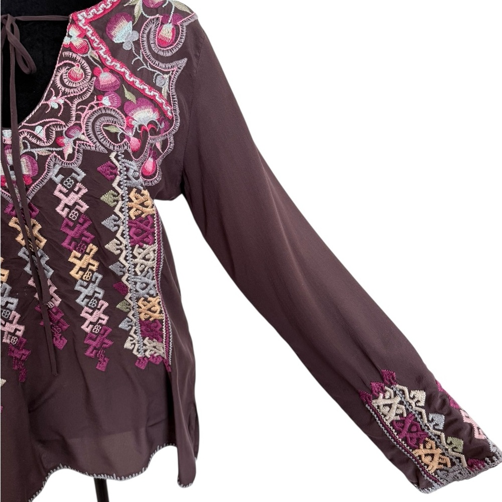 Johnny Was Biya Embroidered Silk Blouse size Small - Picture 5 of 9